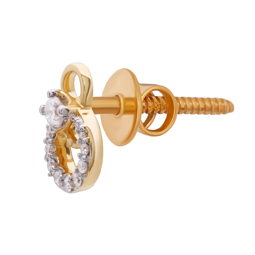 18K Circular Diamond Studs for Radiant Loook