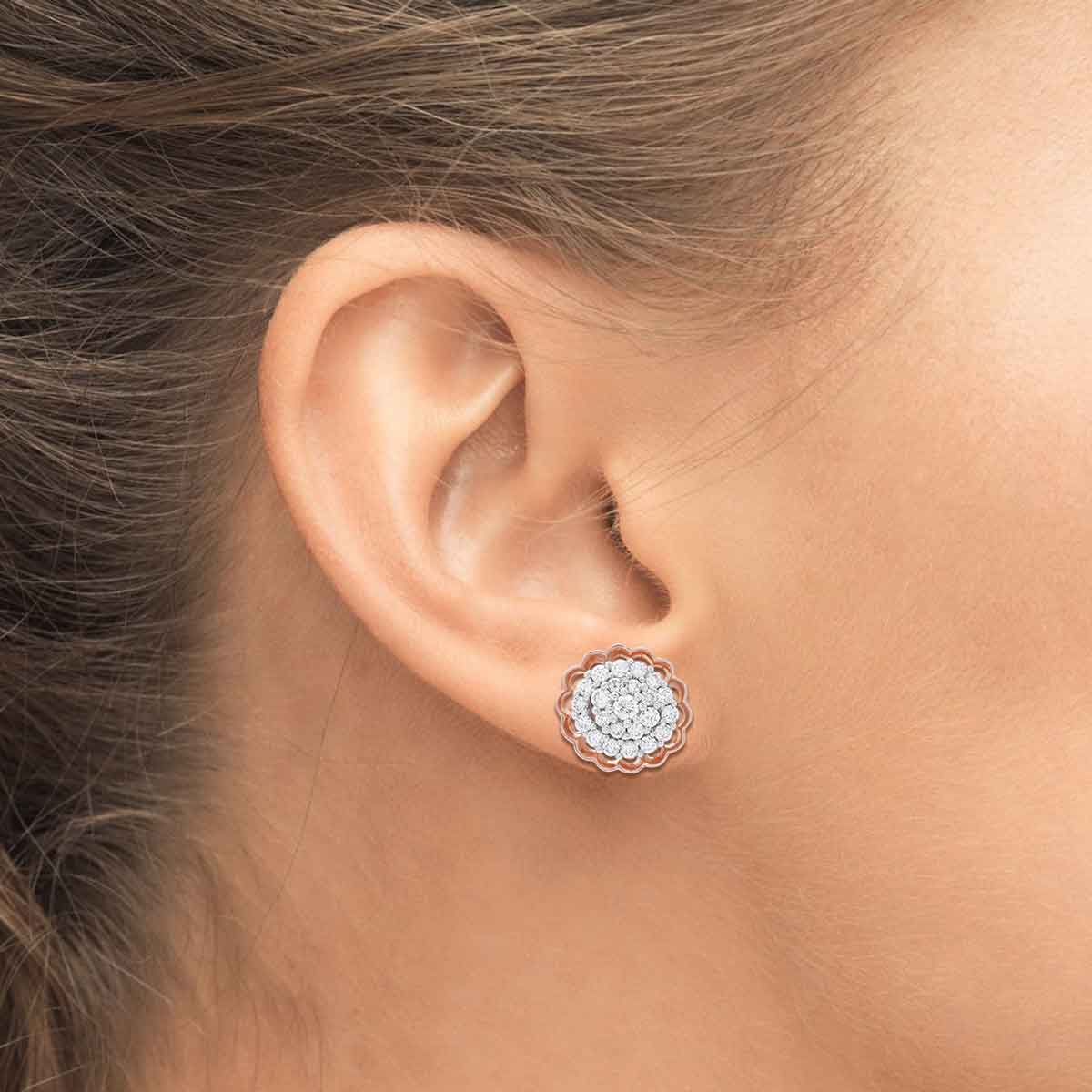 18K Flora Wheel Gold Studs for Daily Charm
