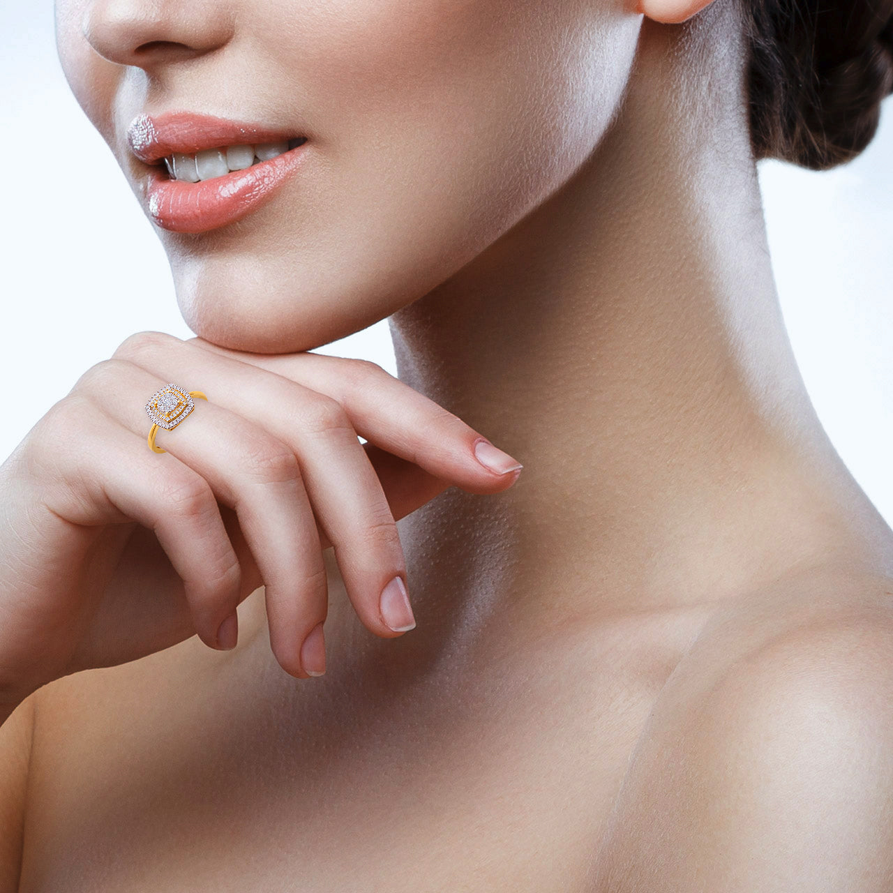 Bold Sparke Diamond Ring for Women