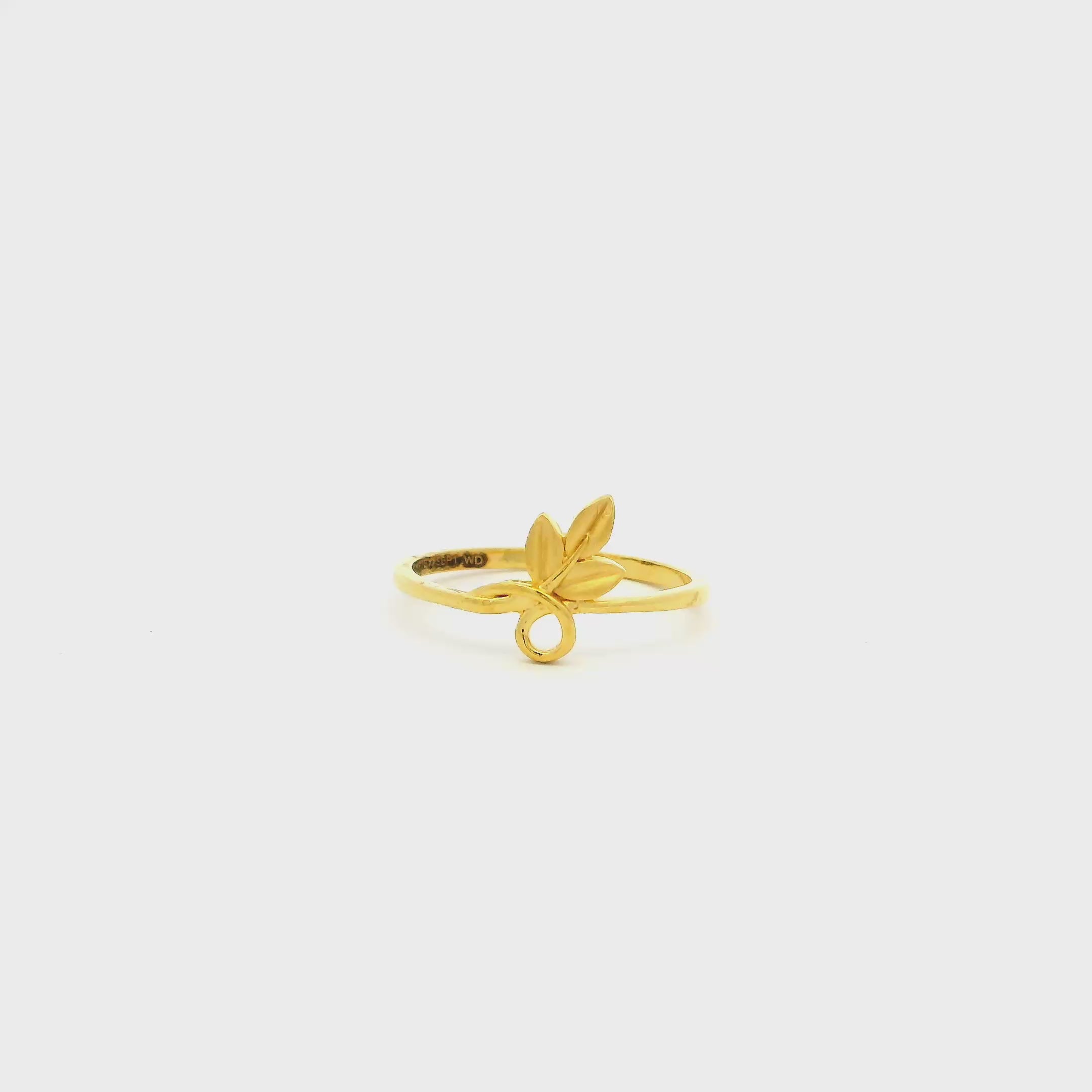 Delicate Petals Gold Ring