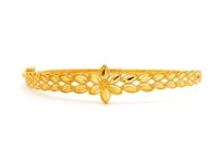 Mesmeric Floral Shine Gold Bracelet for Women