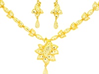 Gold Necklace Set