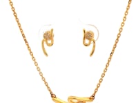 Gold Necklace Set