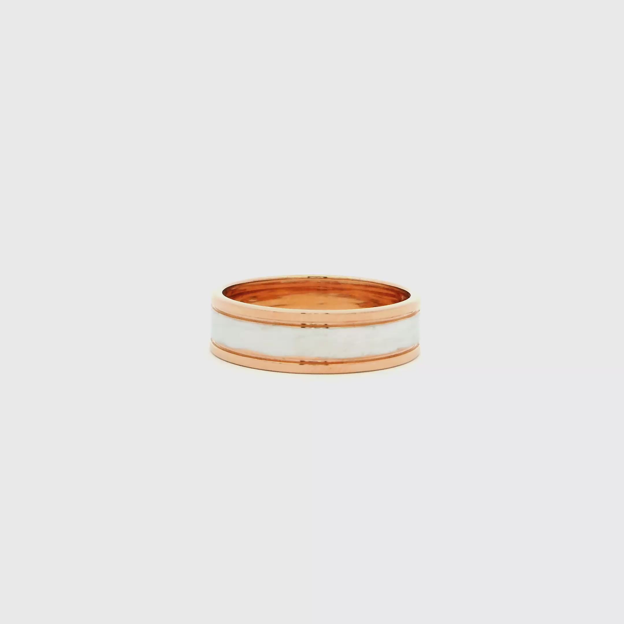 Mighty Shine Men Gold Ring