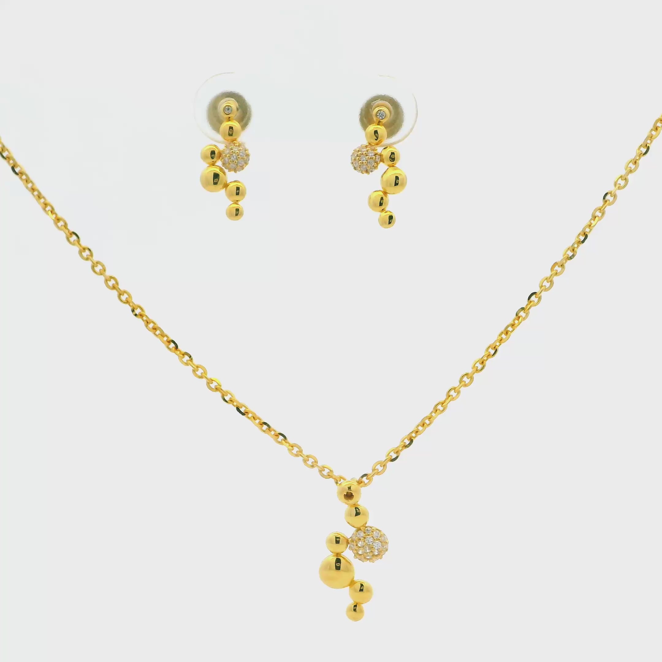Enigmatic Charm Gold Necklace Set