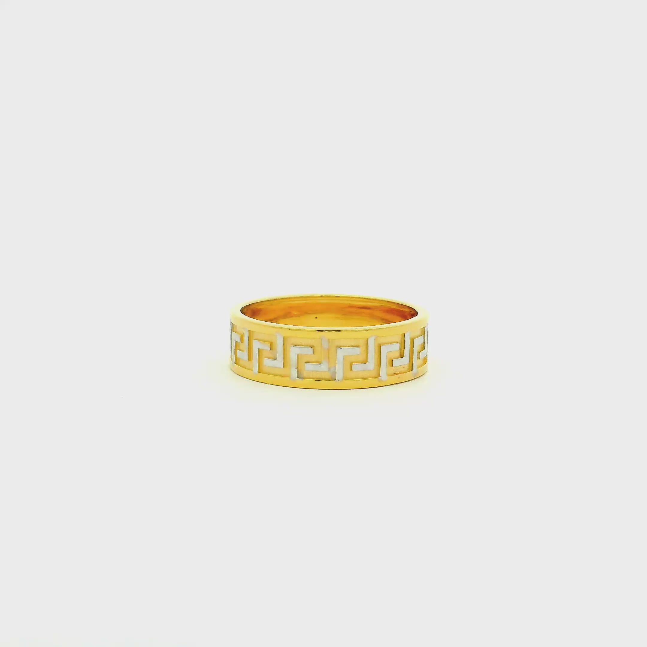 Riveting Glimmer Gold Ring for Men