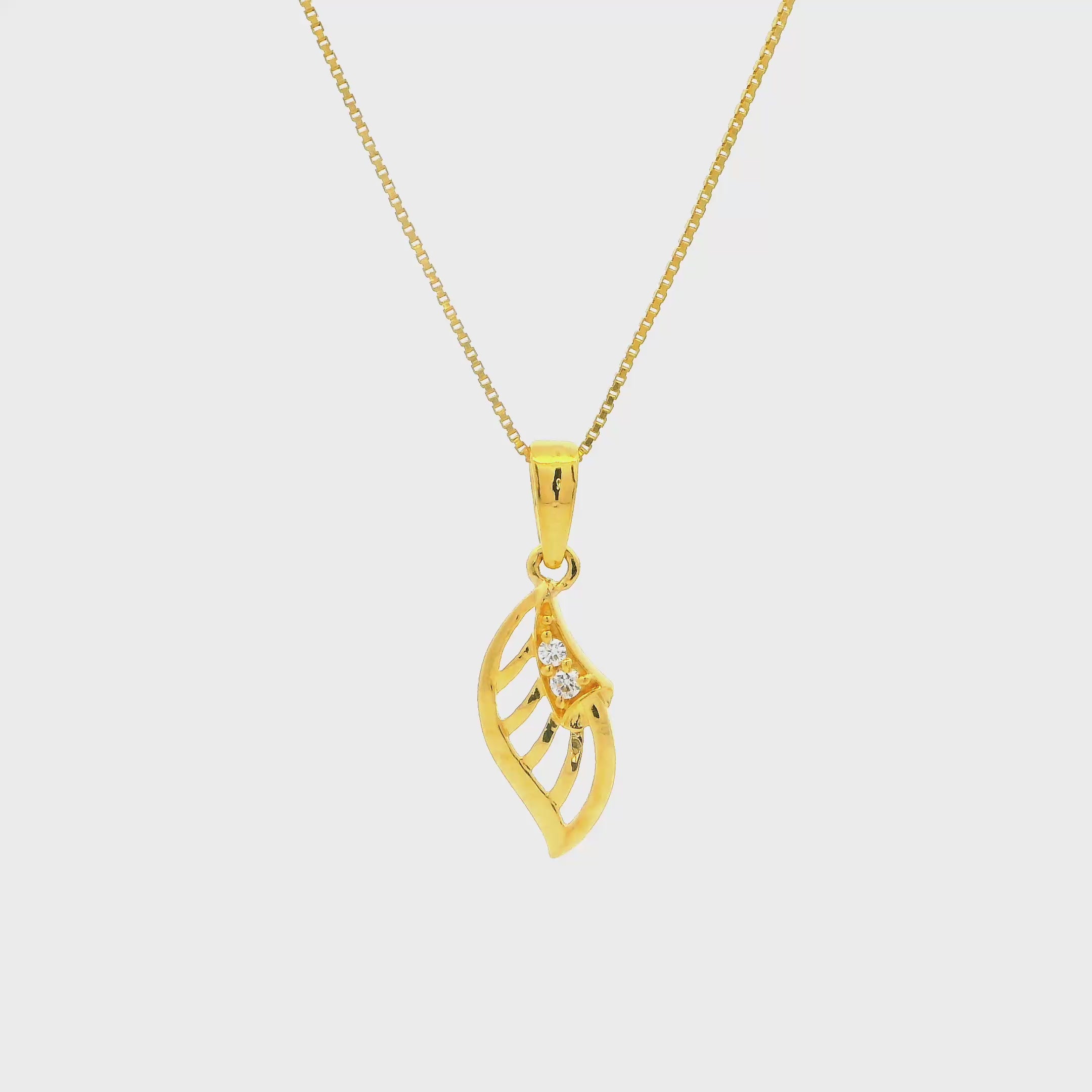 Mesmeric Charm Gold Pendant