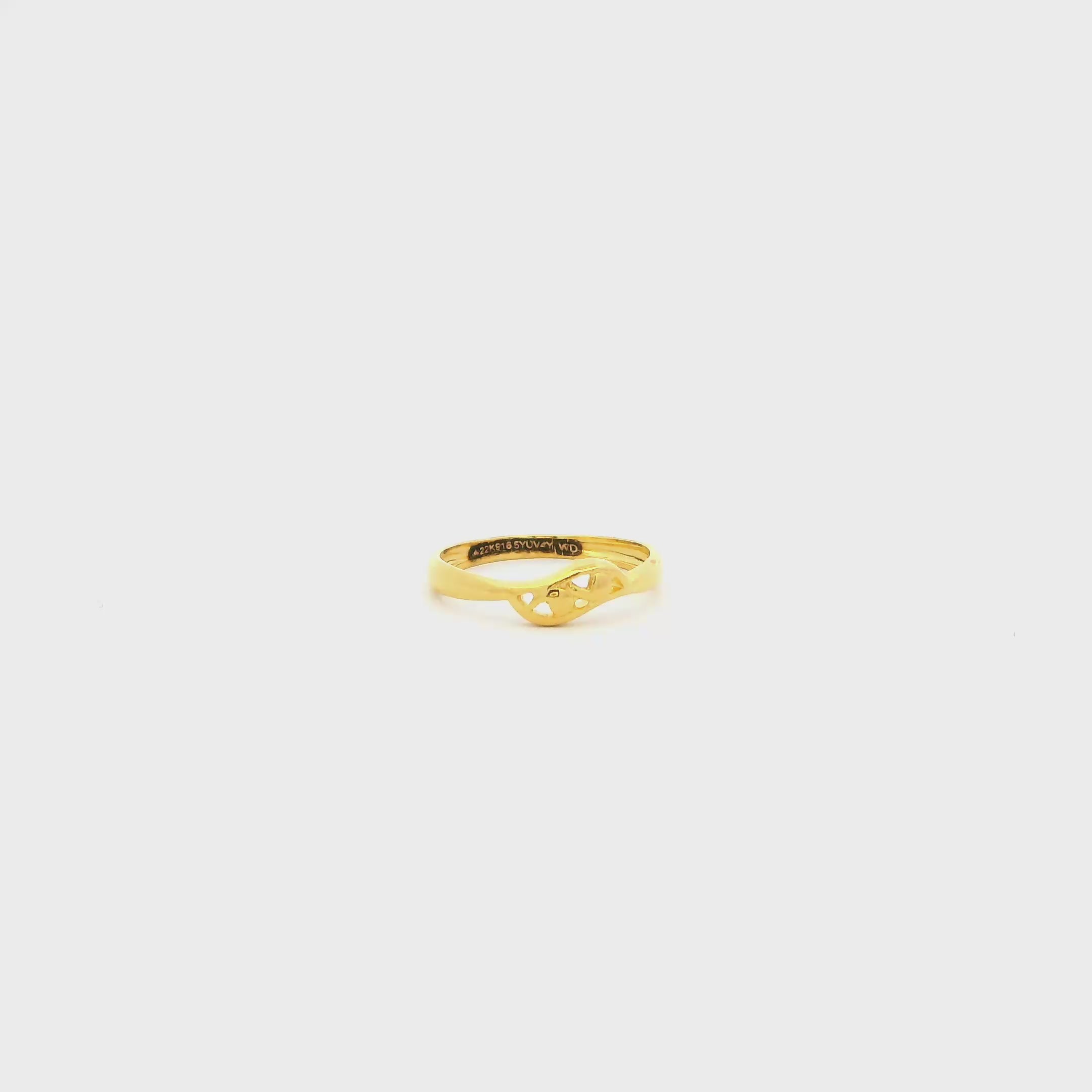 Petite Stylish Gold Ring for Kids