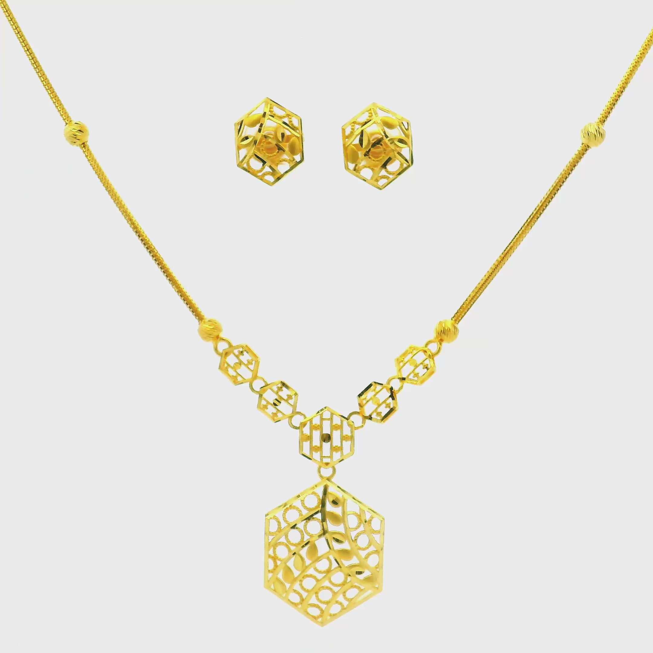 Mesmeric Glow Gold Necklace Set