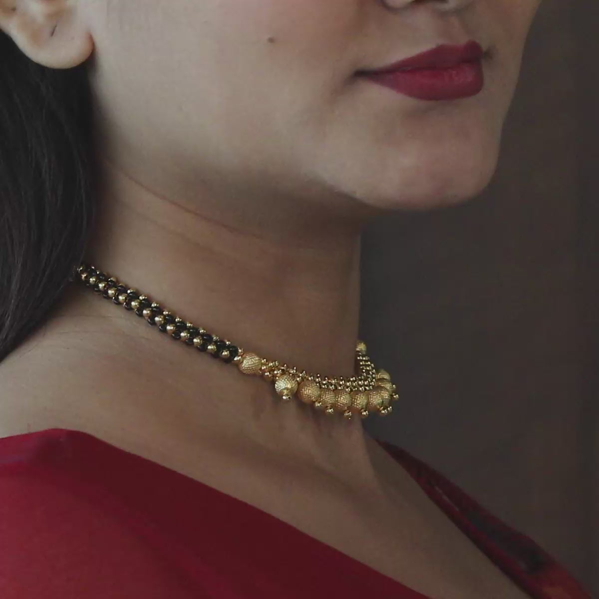 Traditional Gold Thushi Necklace