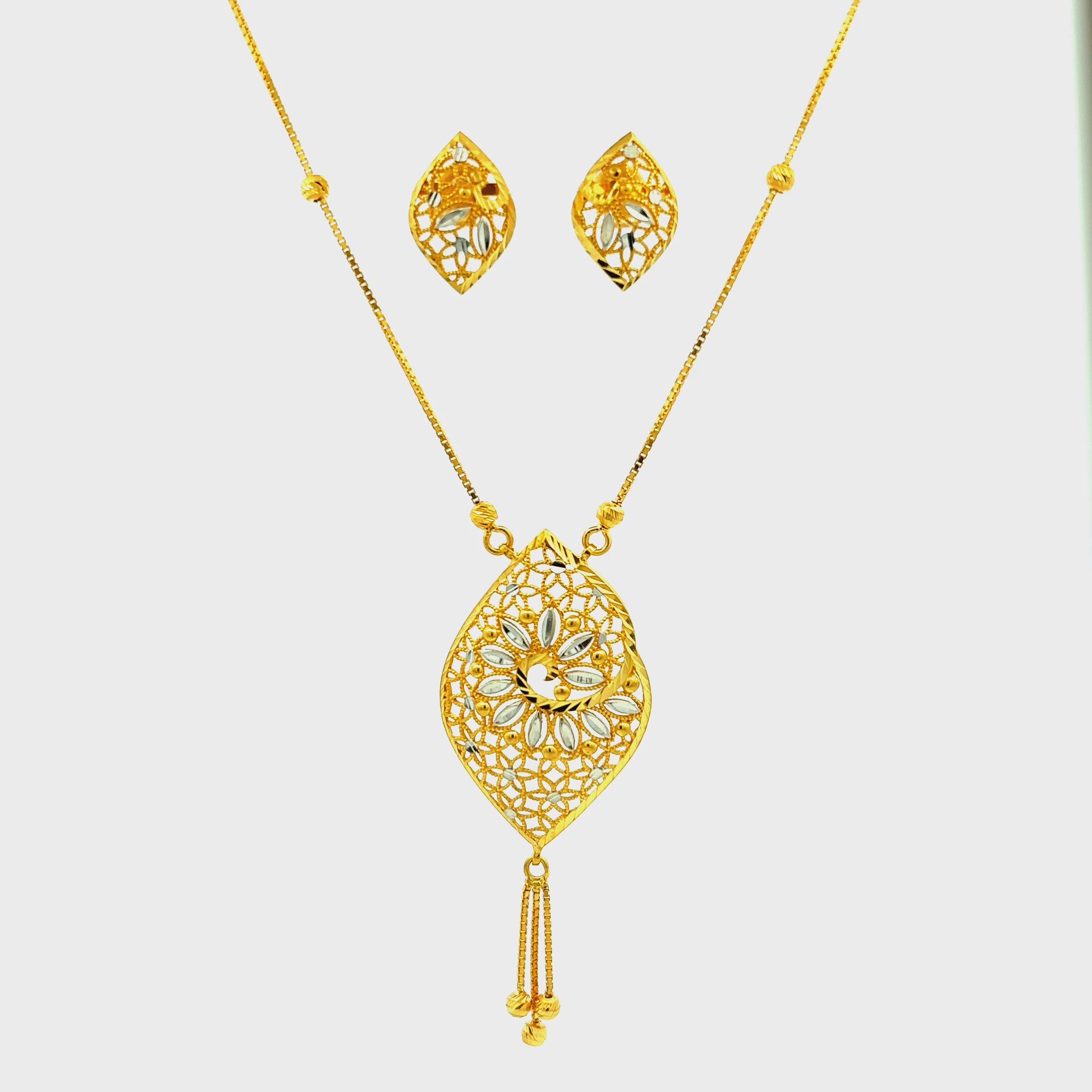 Majestic Brilliance Gold Necklace Set