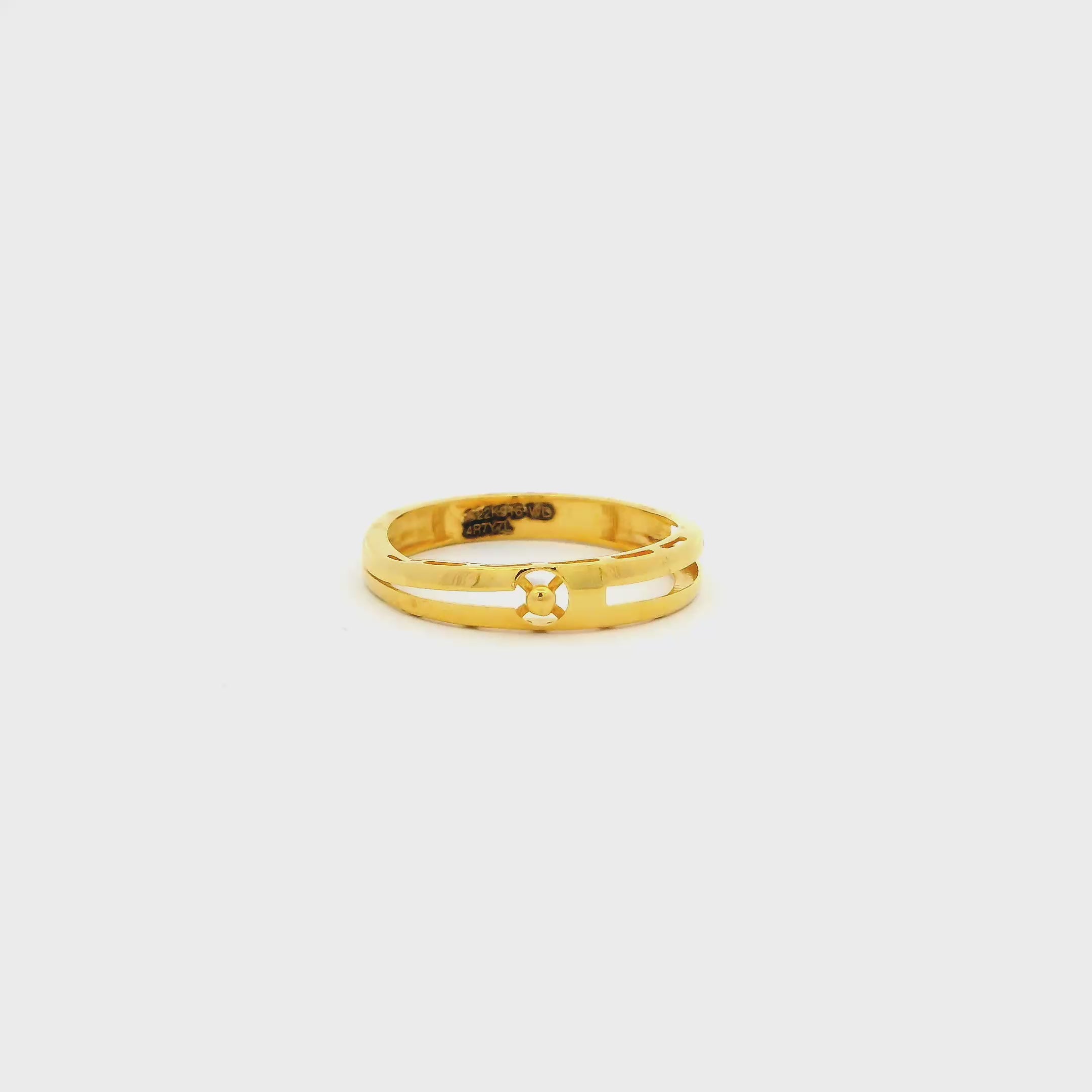Ritzy Gleam Gold Ring for Women