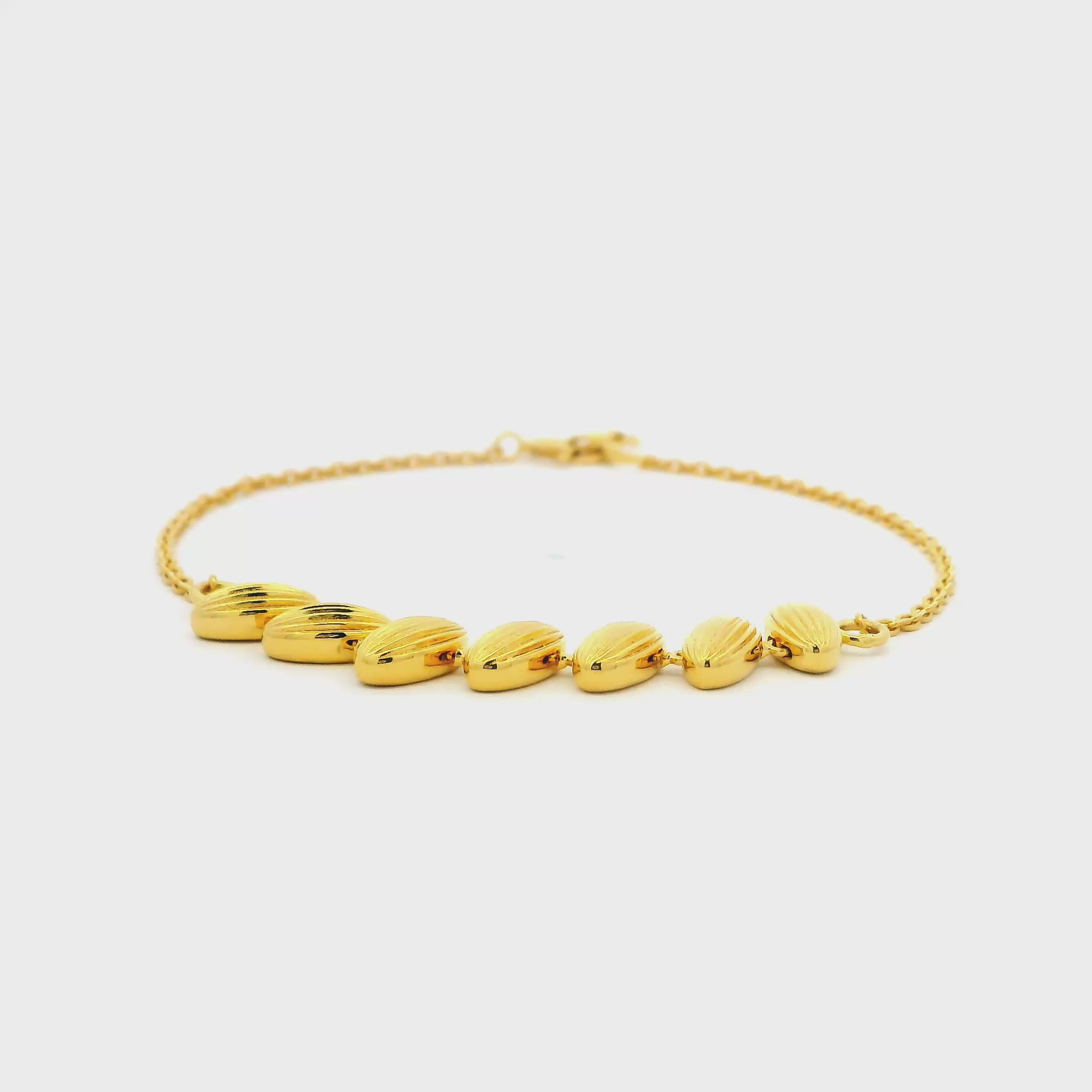 Captivating Glimmer Gold Bracelet for Women