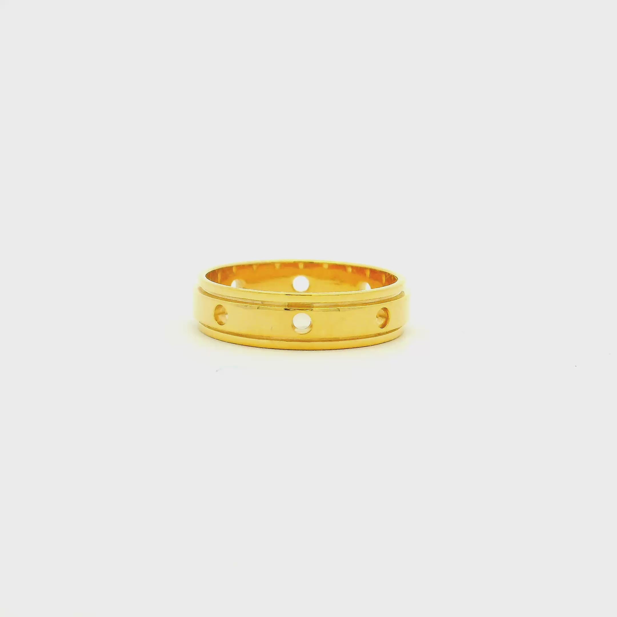 Subtle Gleam Men Gold Ring