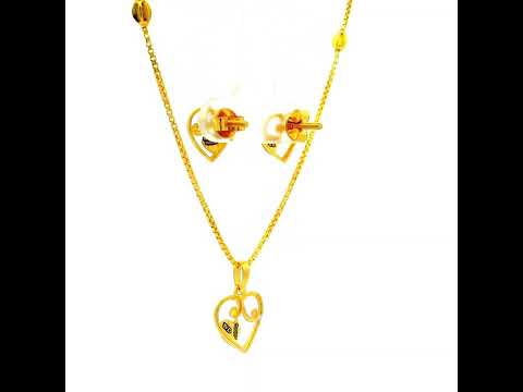 Gleaming Hearts Gold Necklace
