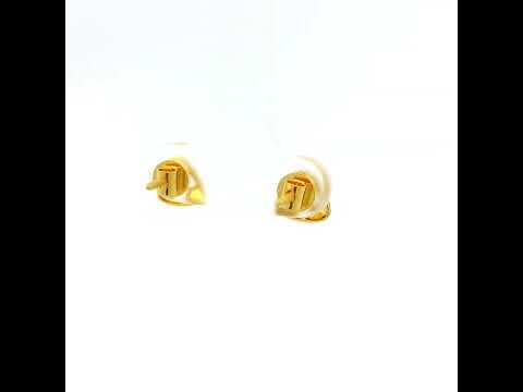 Daily Style Gold Studs