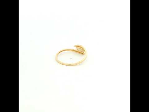 Soft Swirl 14K Diamond Ring