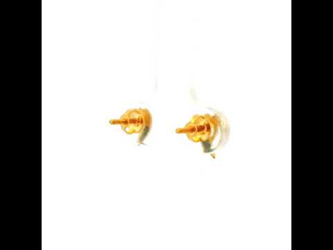 Captivating Leaflet 22K Gold Studs For Everyday Grace