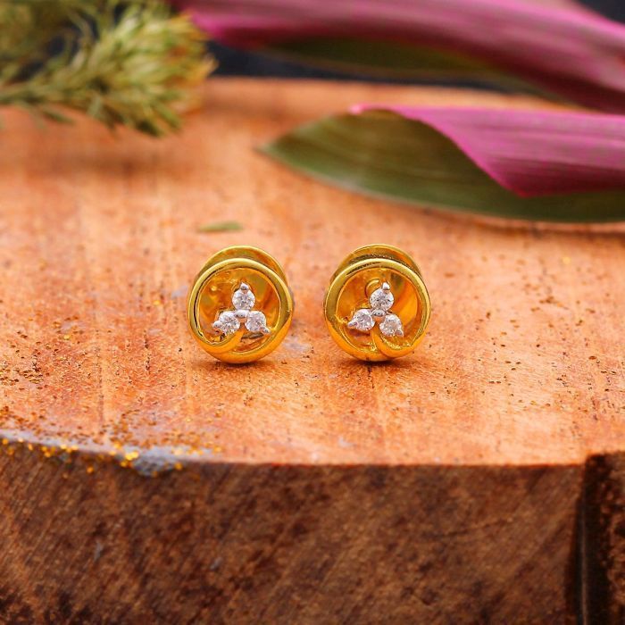 Diamond Earring with Free Gold Coin