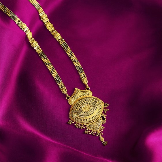 Gold Mangalsutra with Free Gold Coin