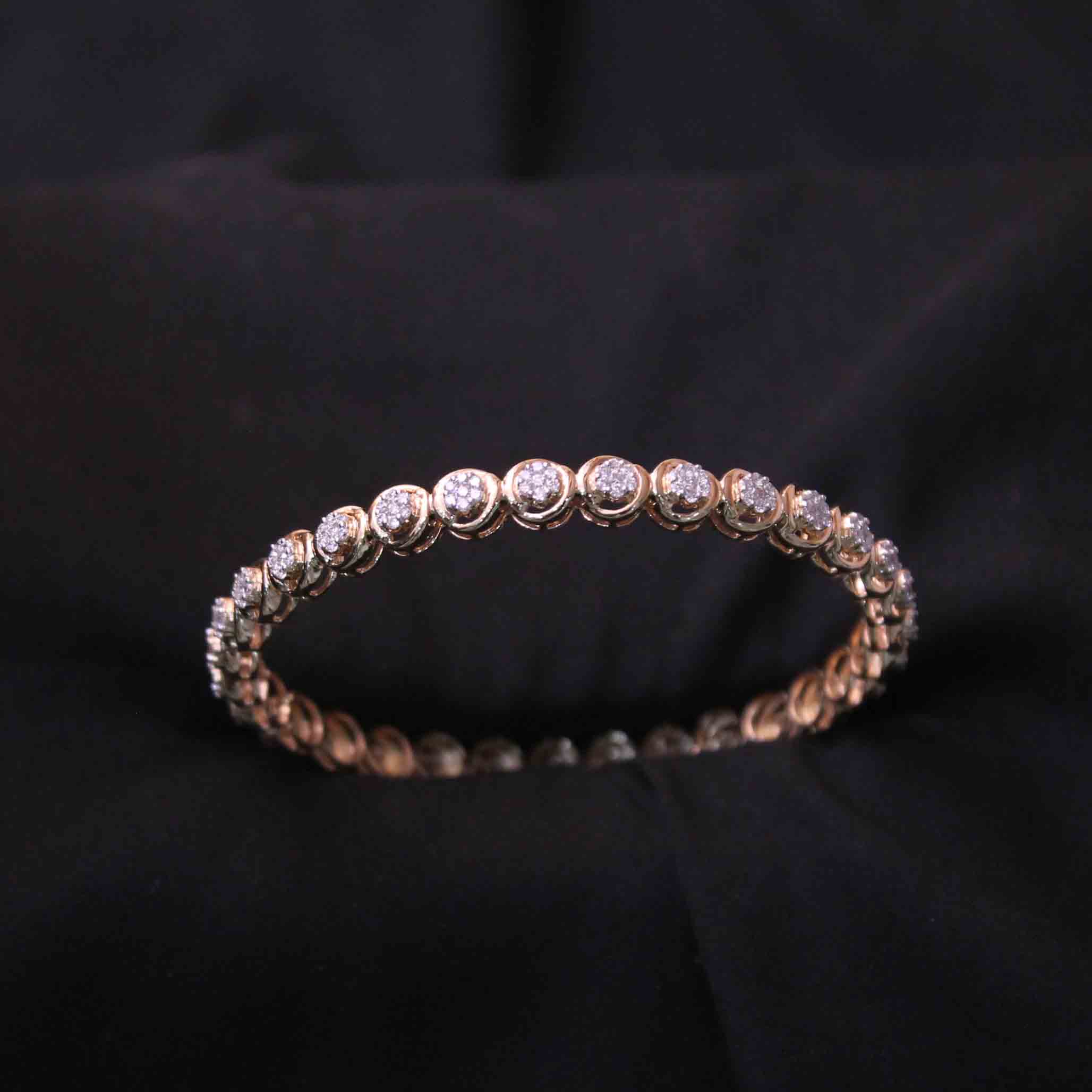 Arjaan Diamond Bangle with Free Gold Coin