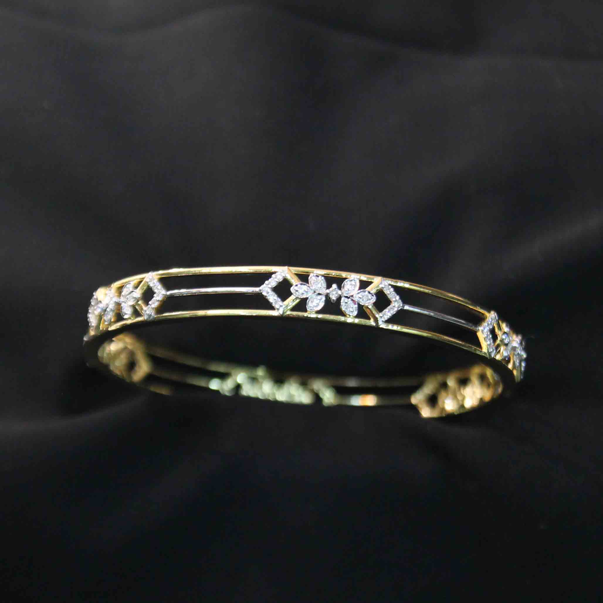 Mibella Diamond Bangle