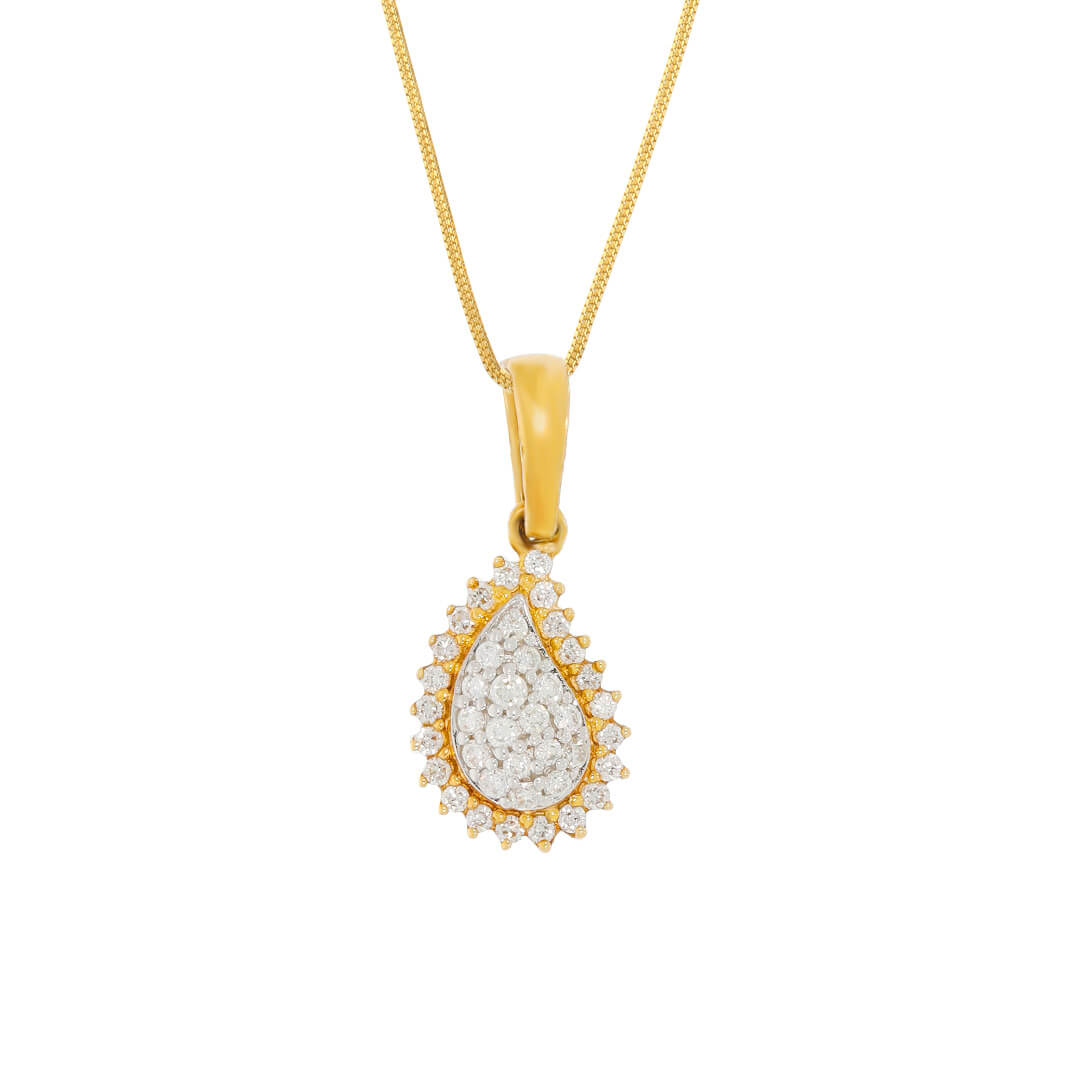 Koyari Cluster Diamond Pendant with Free Gold Coin