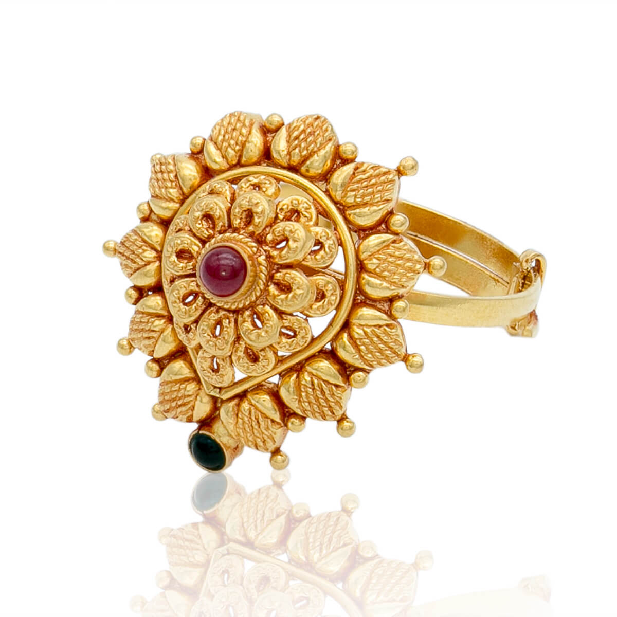 Dhiviti Gold Ring with Free Gold Coin