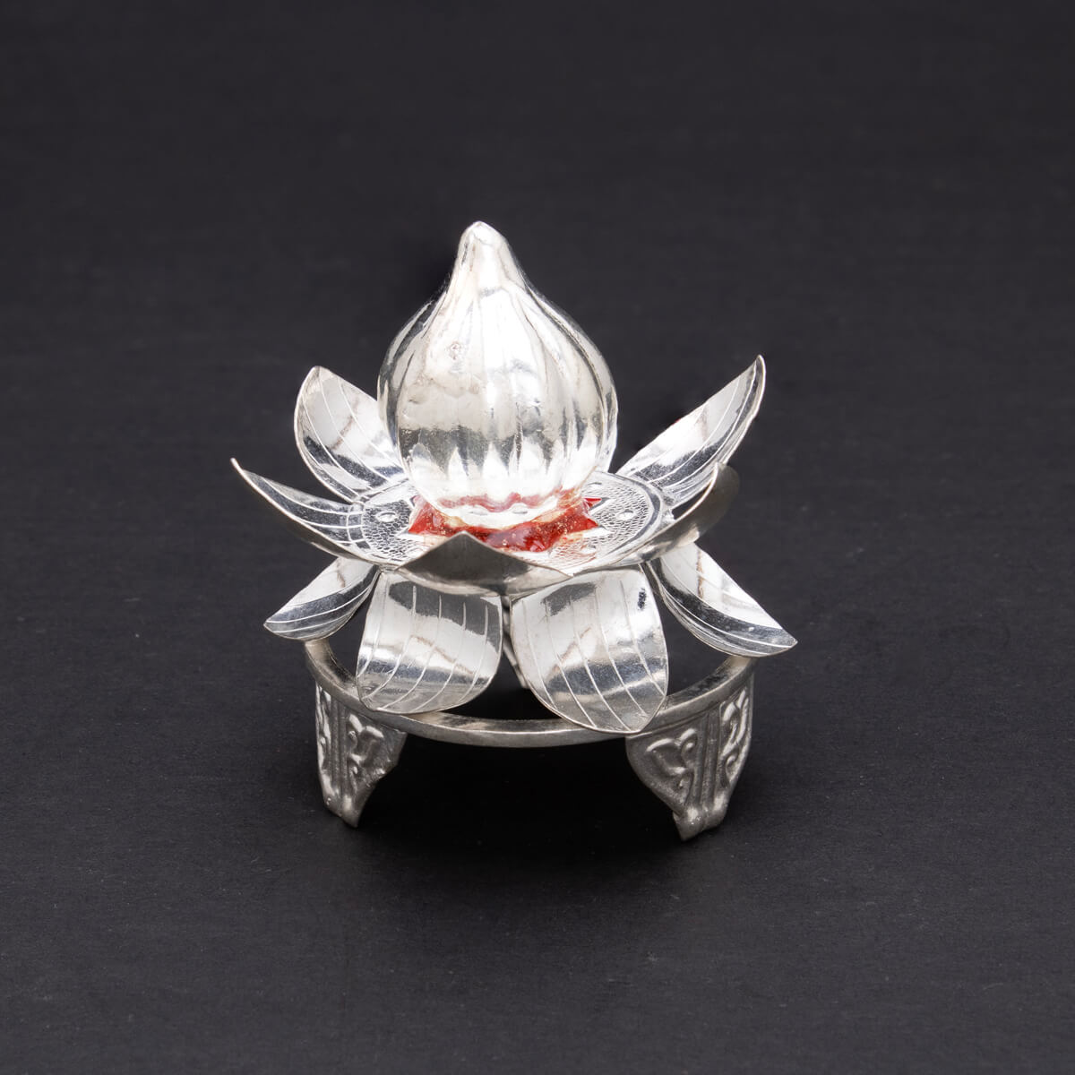 Silver Modak