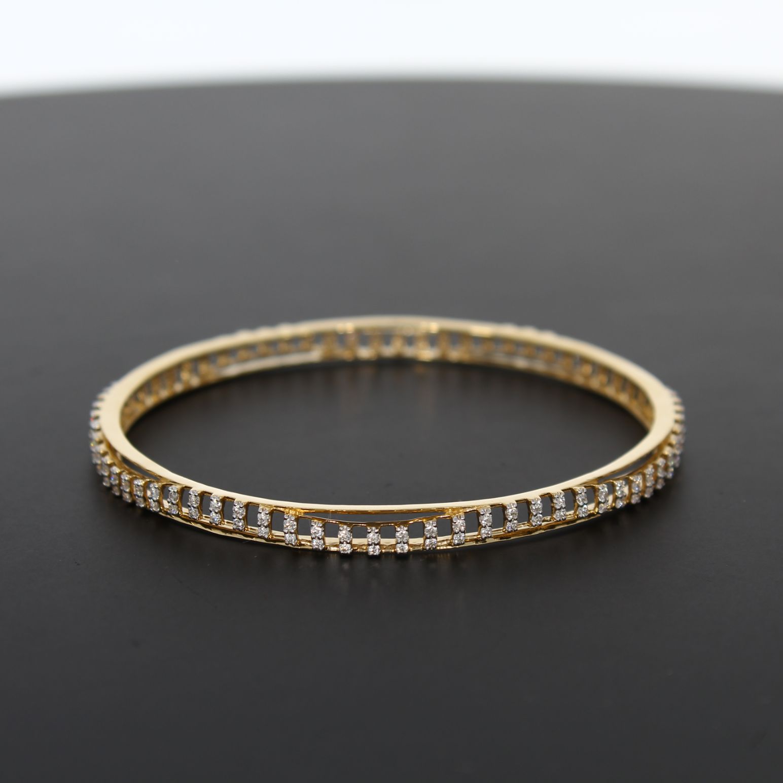 GLITZY DIAMOND BANGLE with Free Gold Coin