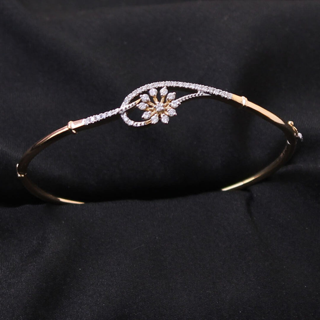 Era Diamond Bracelet with Free Gold Coin