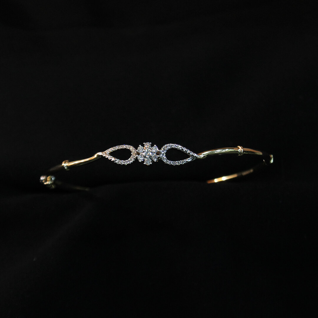 Tasa Diamond Bracelet with Free Gold Coin