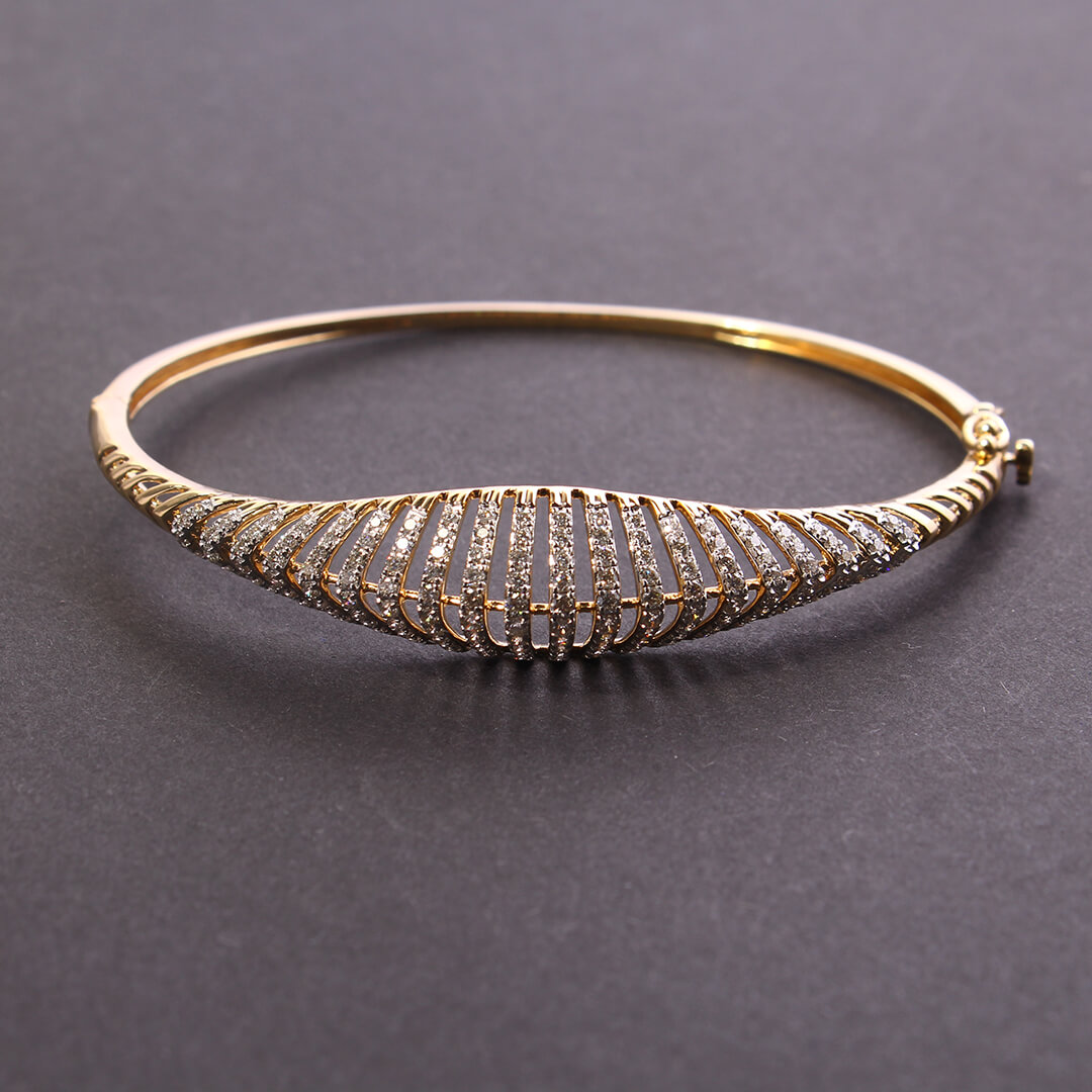 Nidra Diamond Bracelet with Free Gold Coin