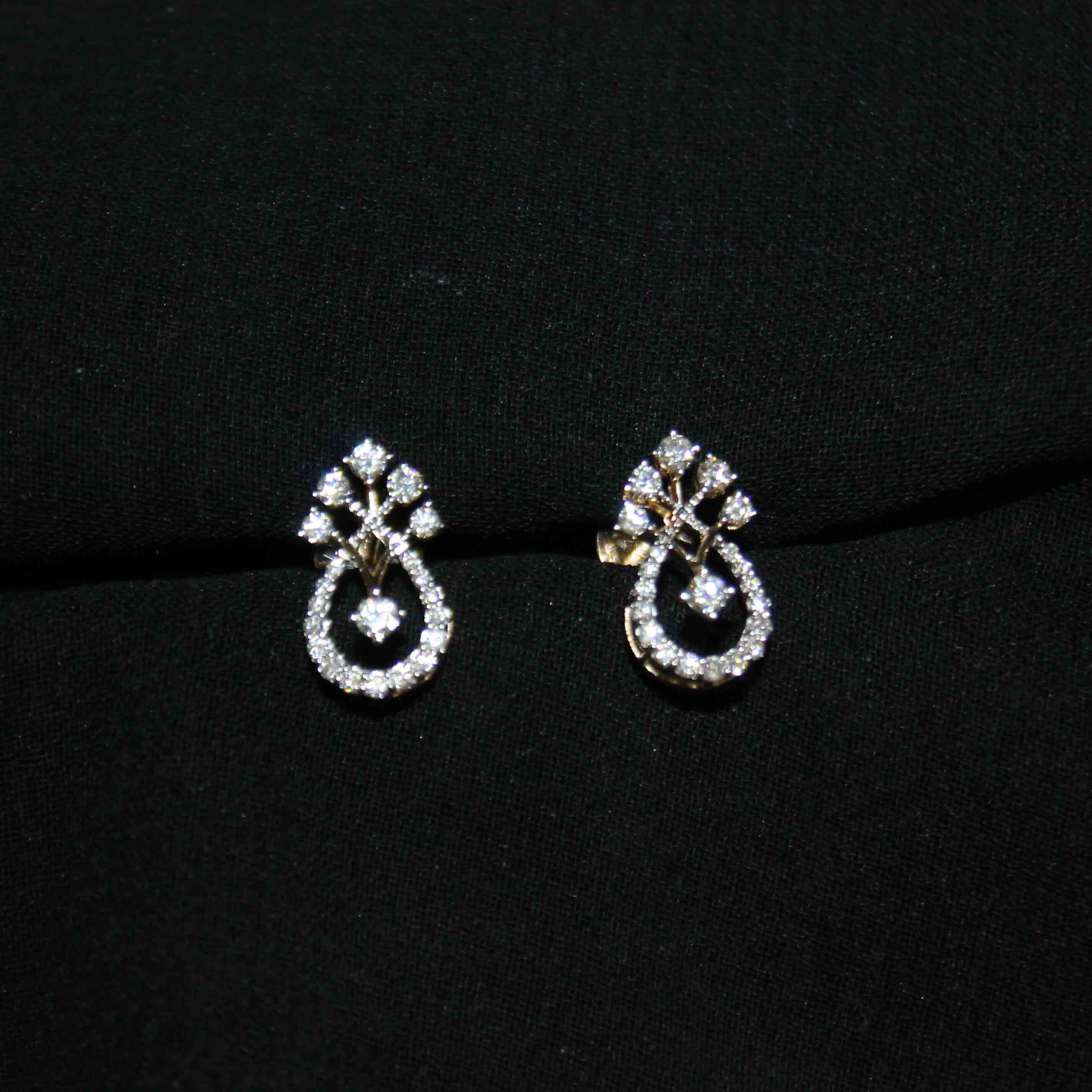 Diamond Earring For Women with Free Gold Coin