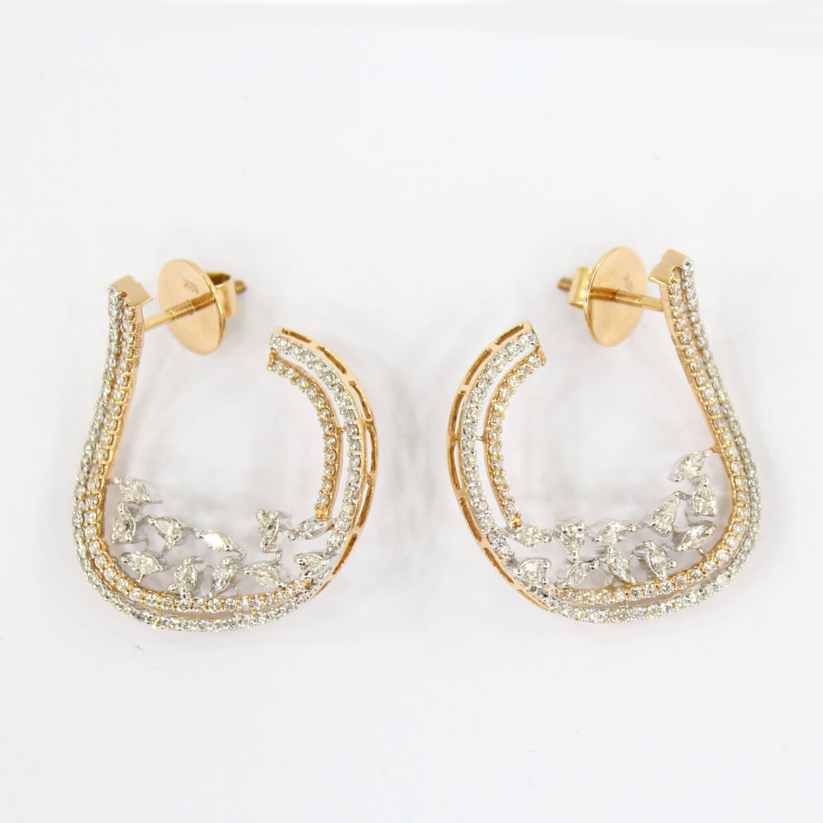 Feminine Floral Diamond Earring