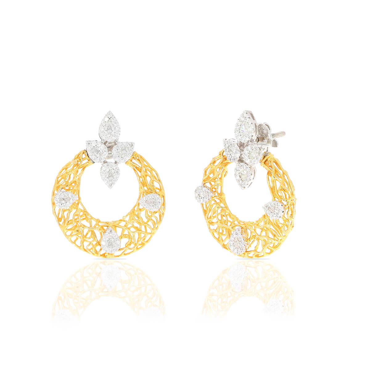 Golden Gleam Diamond Earring with Free Gold Coin