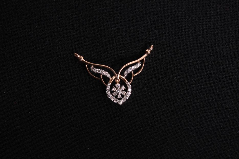 Diamond Pendant For Women