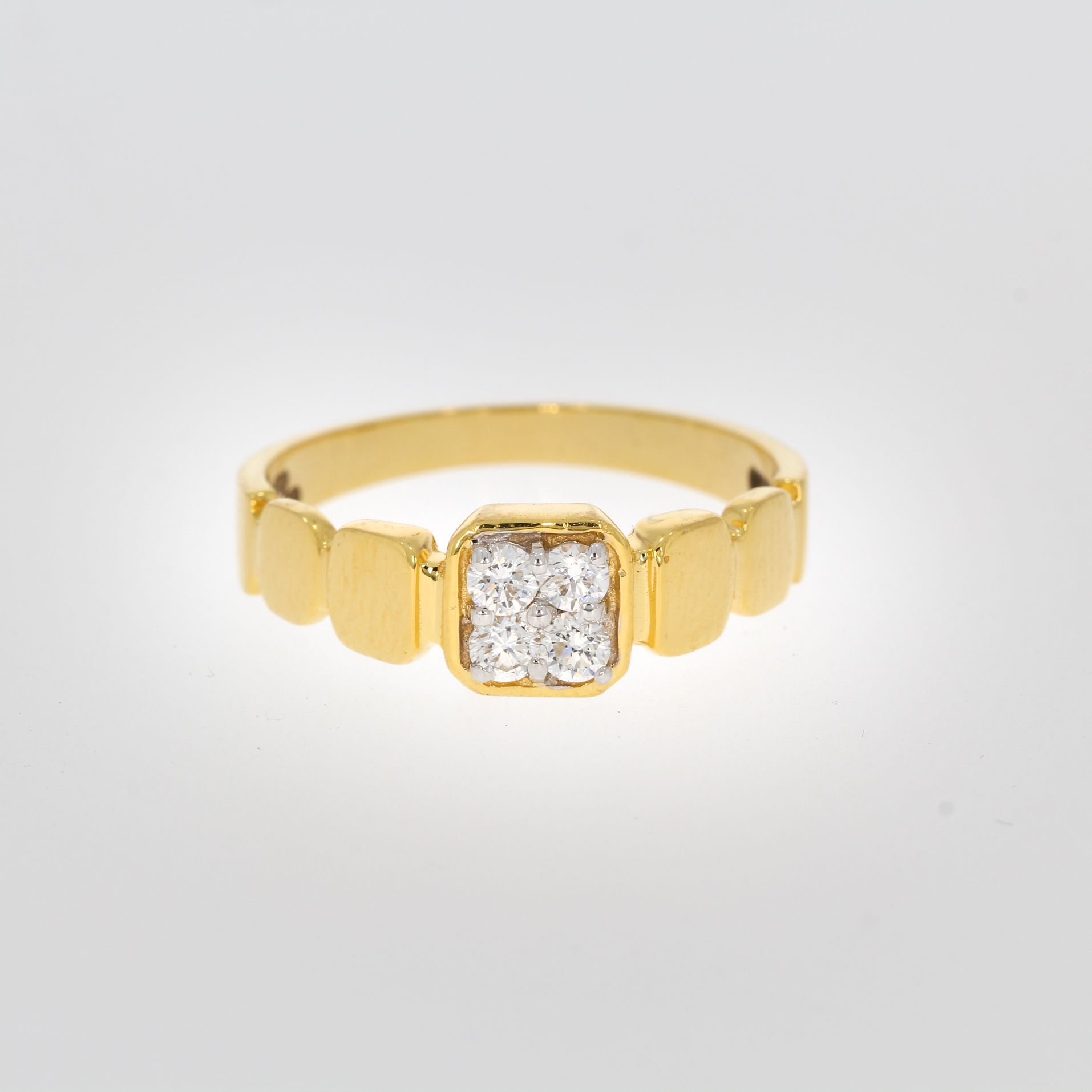 Ivaan Diamond Ring with Free Gold Coin