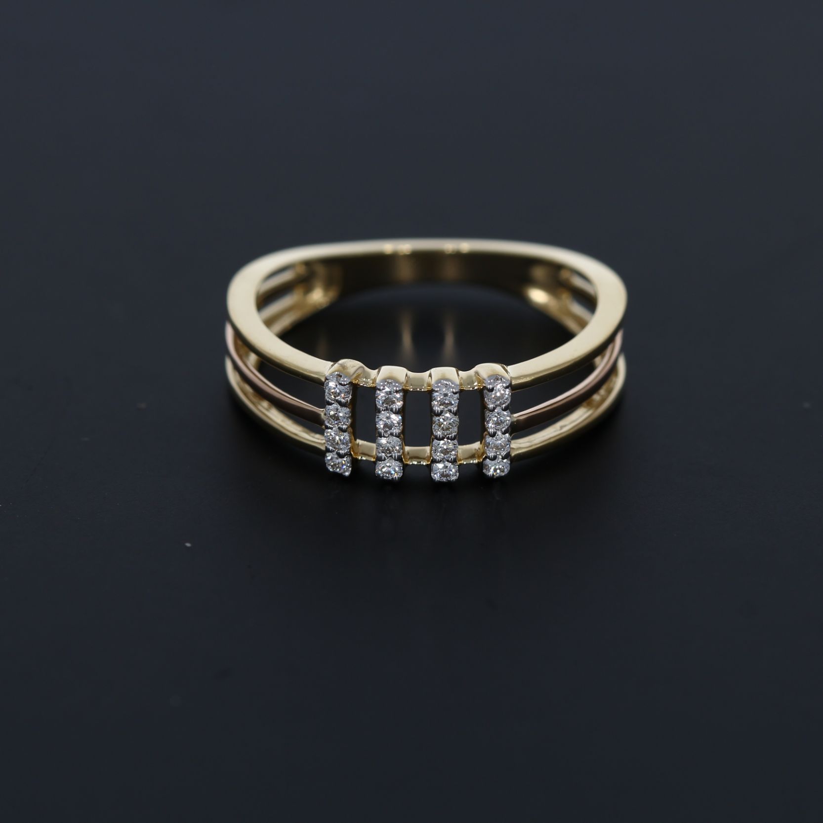 Light Diamond Ring with Free Gold Coin