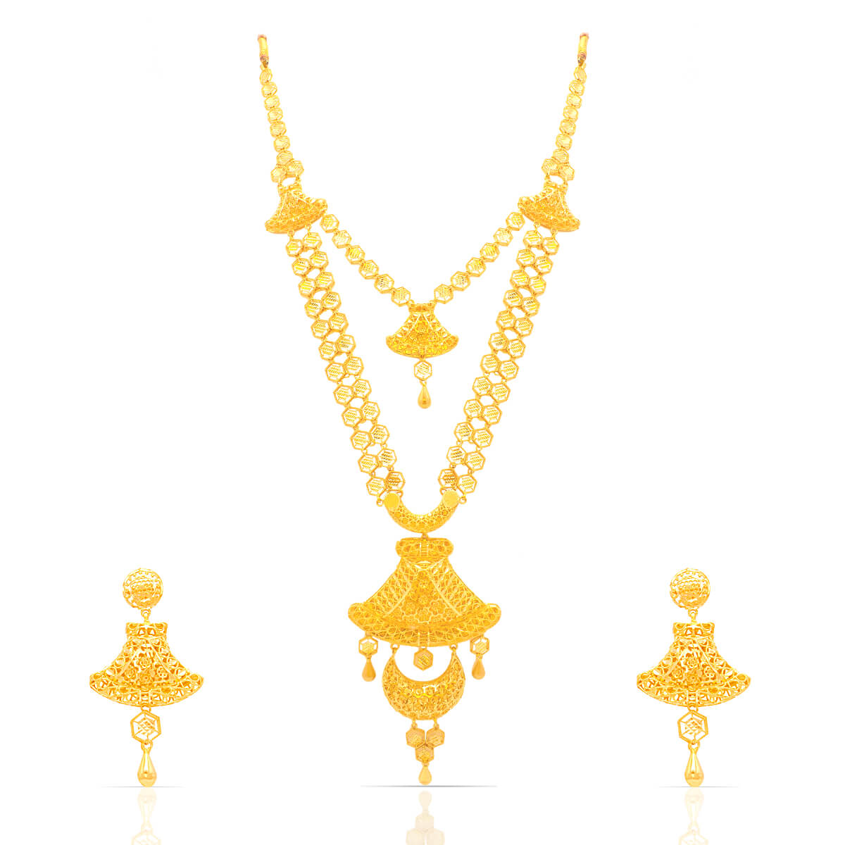 Meticulous Crafted Gold Necklace Set