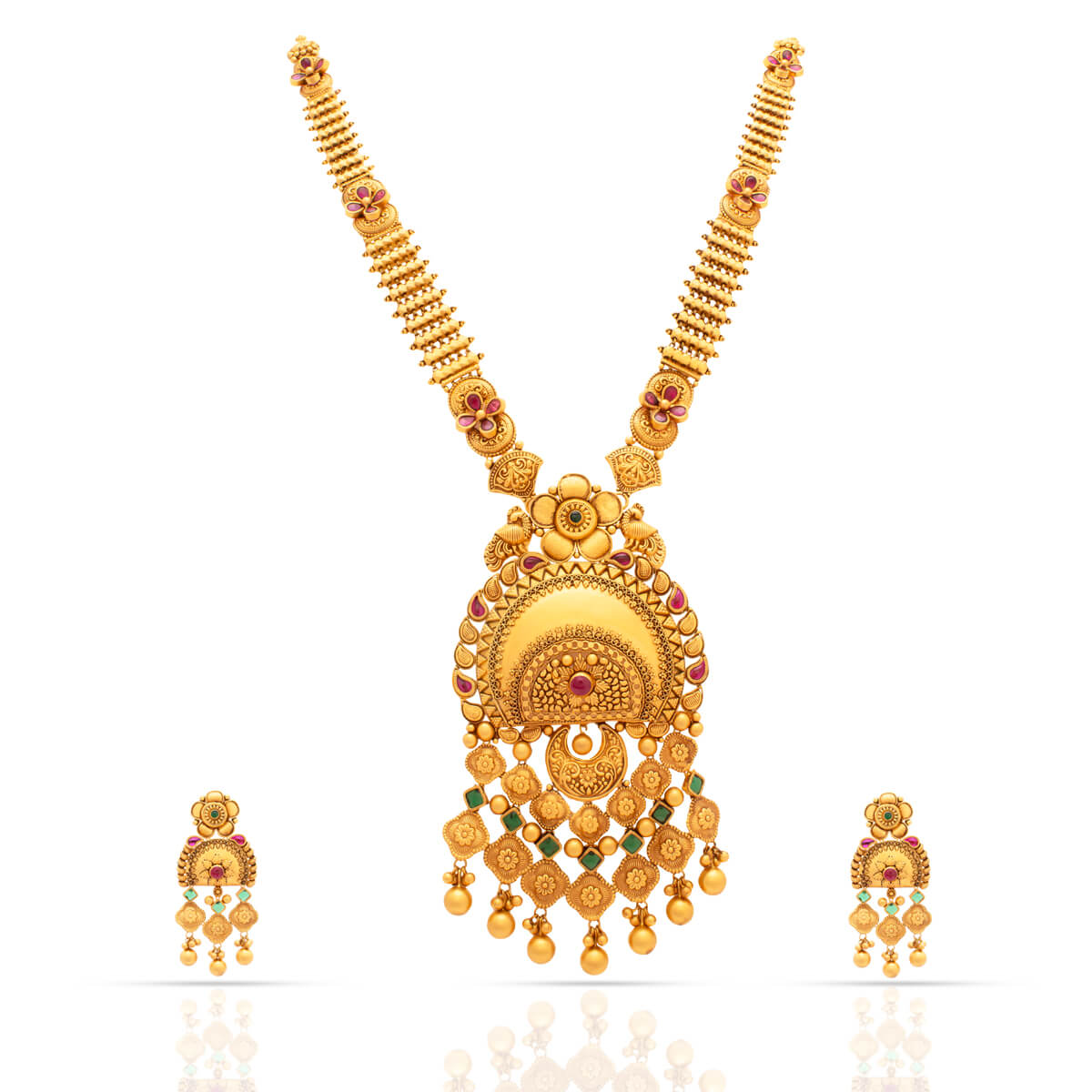 Suspended Pendant Gold Necklace Set