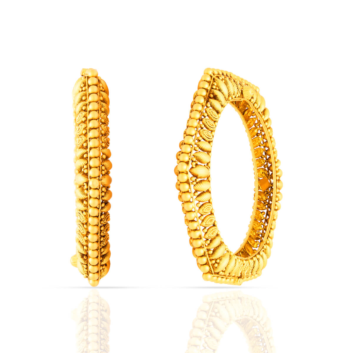 Timeless Elegance Of Antique Gold Bangles