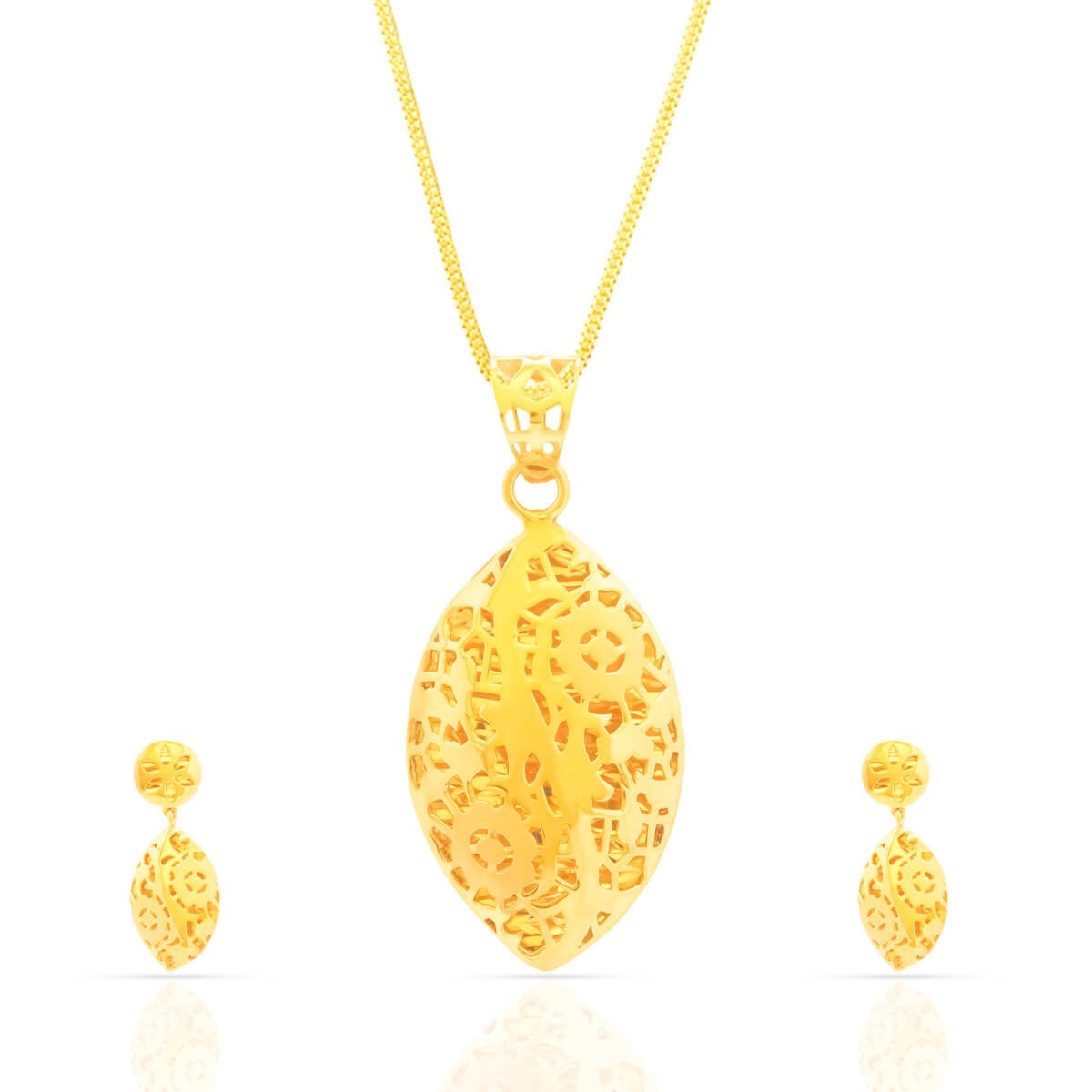 Golden Blossoms 22kt Floral Design Pendant Set